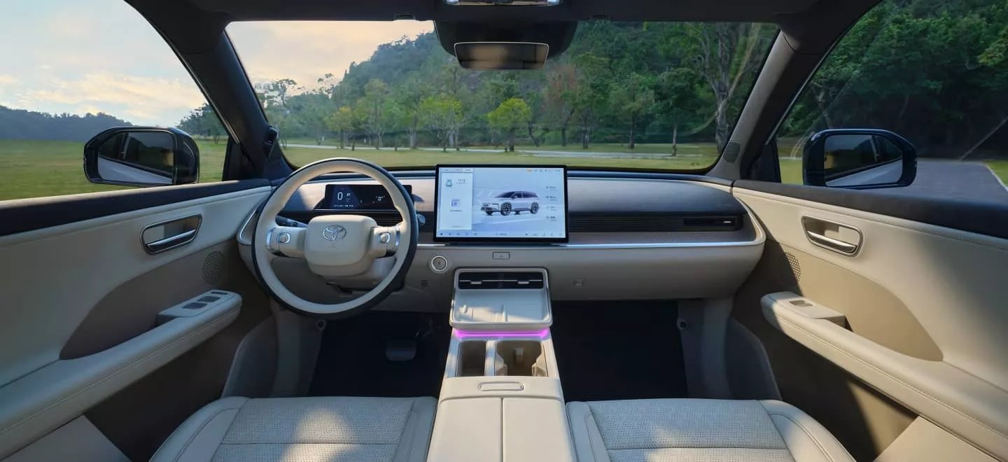 TOYOTA bZ3X 520 Pro 2026 interior